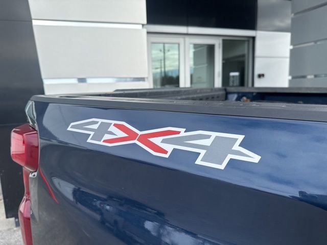 Certified 2022 Chevrolet Silverado 1500 Custom AWD/4WD image 11