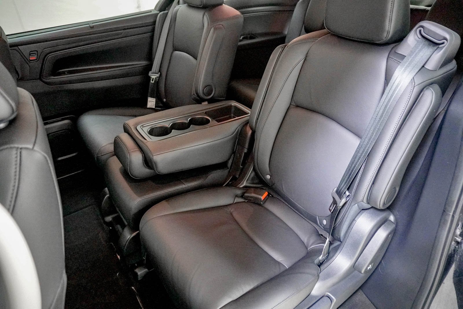 Certified 2026 Honda Odyssey EX-L image 37