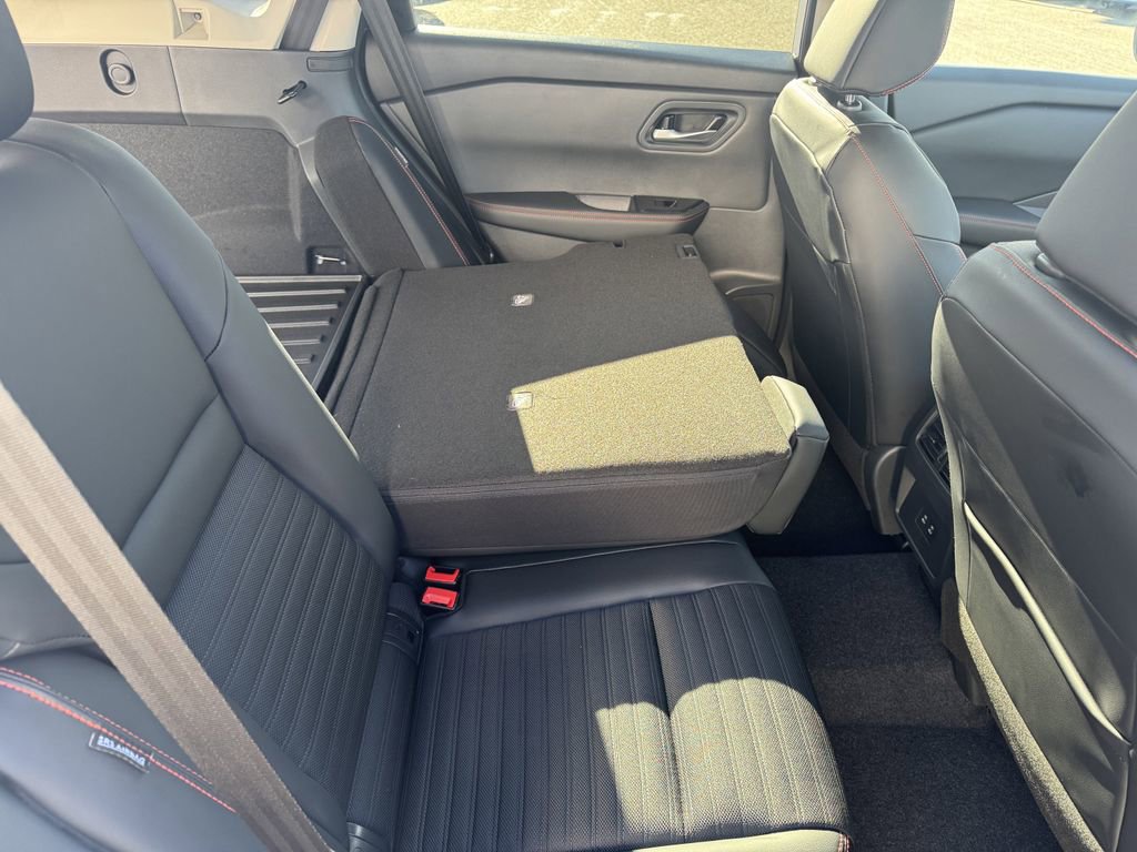 New 2026 Nissan Rogue SV image 22
