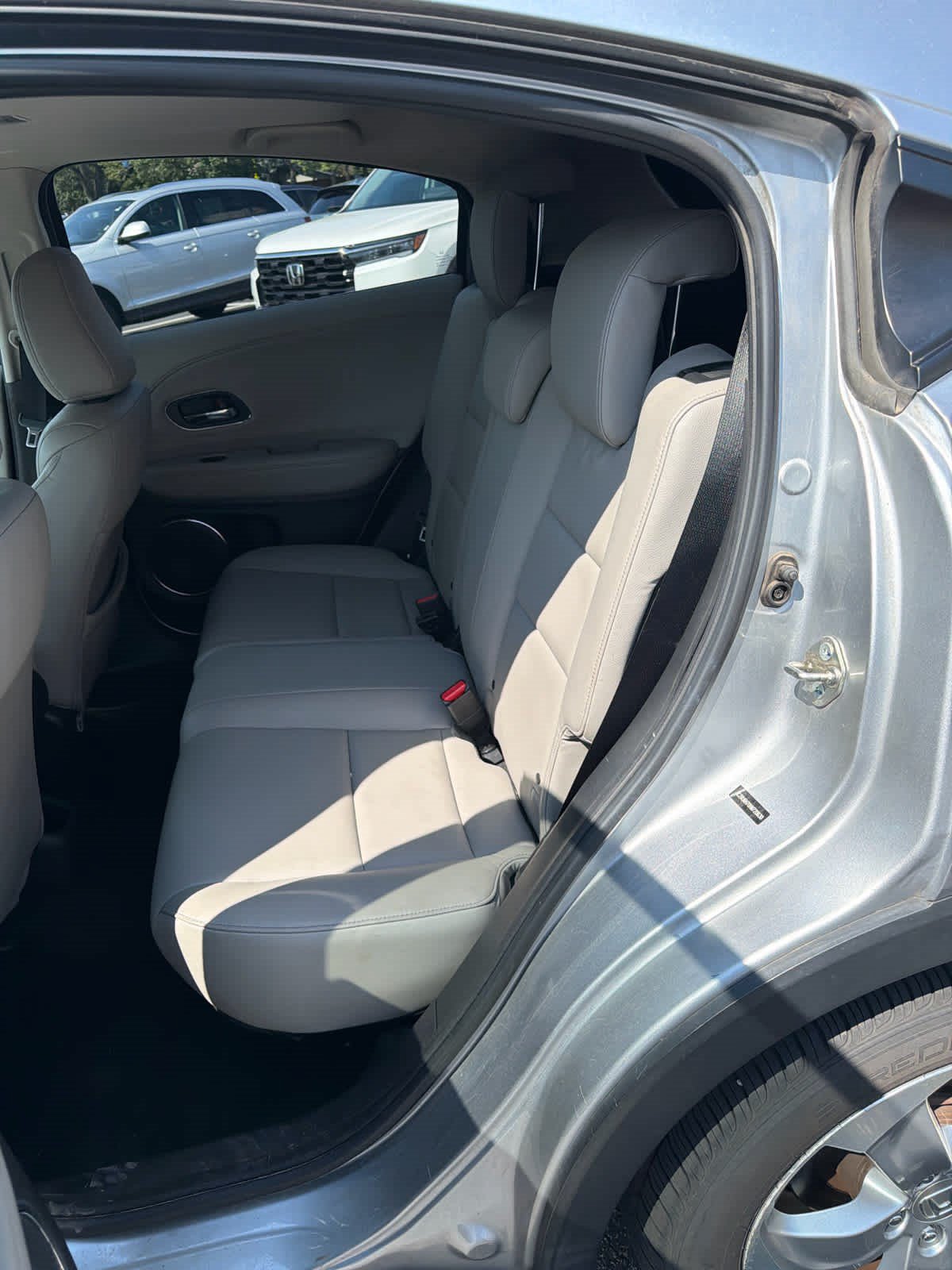 Used 2017 Honda HR-V EX-L image 15