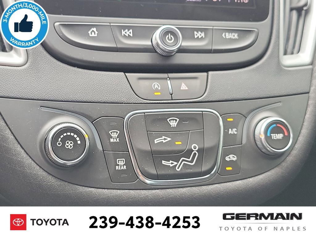 Used 2021 Chevrolet Malibu LS FWD image 31