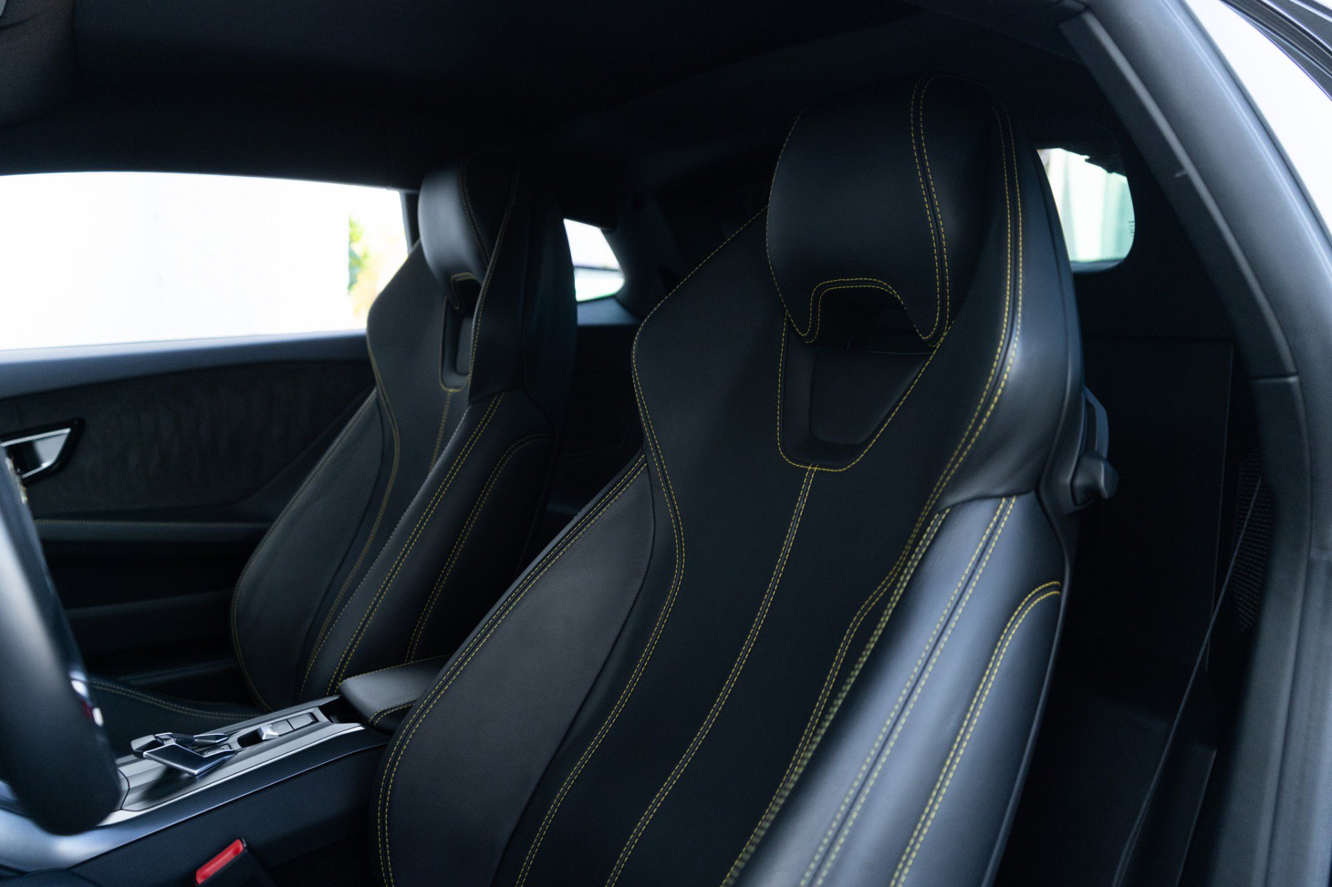 Used 2015 Lamborghini Huracan LP 610-4 image 21