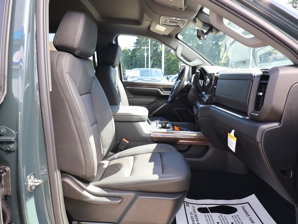 New 2026 Chevrolet Silverado 3500 LT w/ Trail Boss Package AWD/4WD image 43