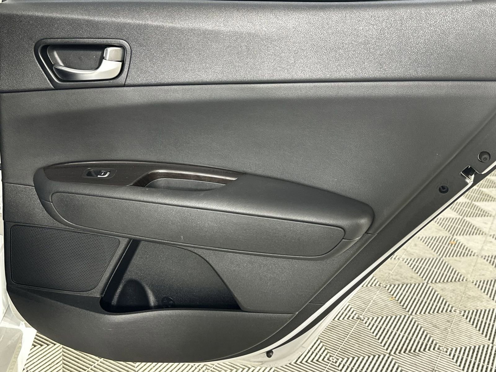 Used 2020 Kia Optima EX image 36