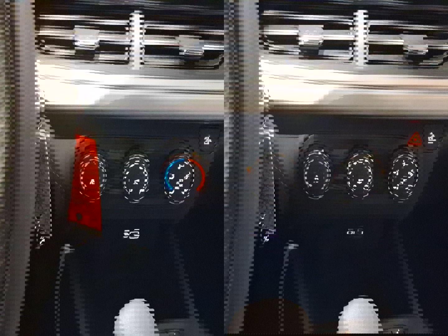 Used 2024 Chevrolet Trax LS w/ Driver Confidence Package image 13