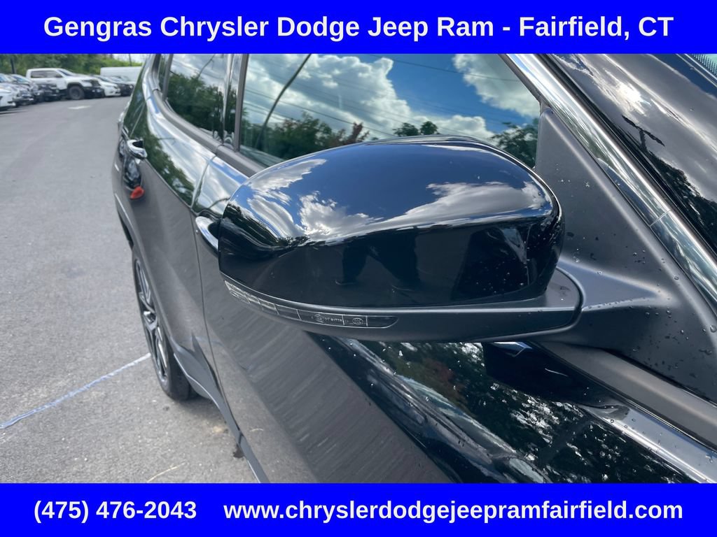 Certified 2025 Jeep Compass Limited AWD/4WD image 14