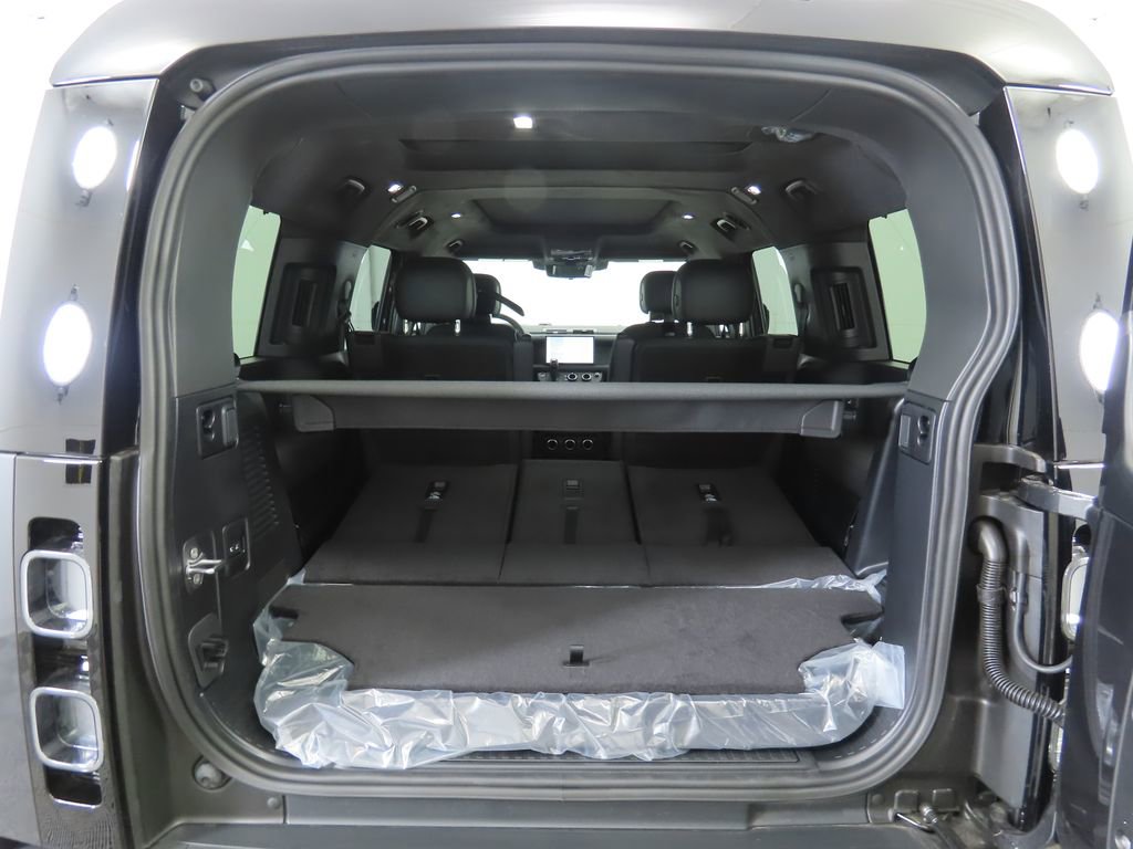 New 2025 Land Rover Defender 130 V8 image 30