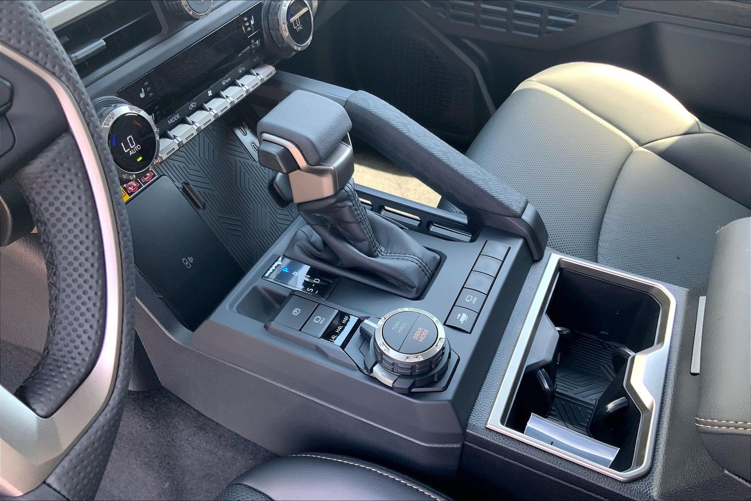 New 2026 Toyota Tacoma Limited AWD/4WD image 10