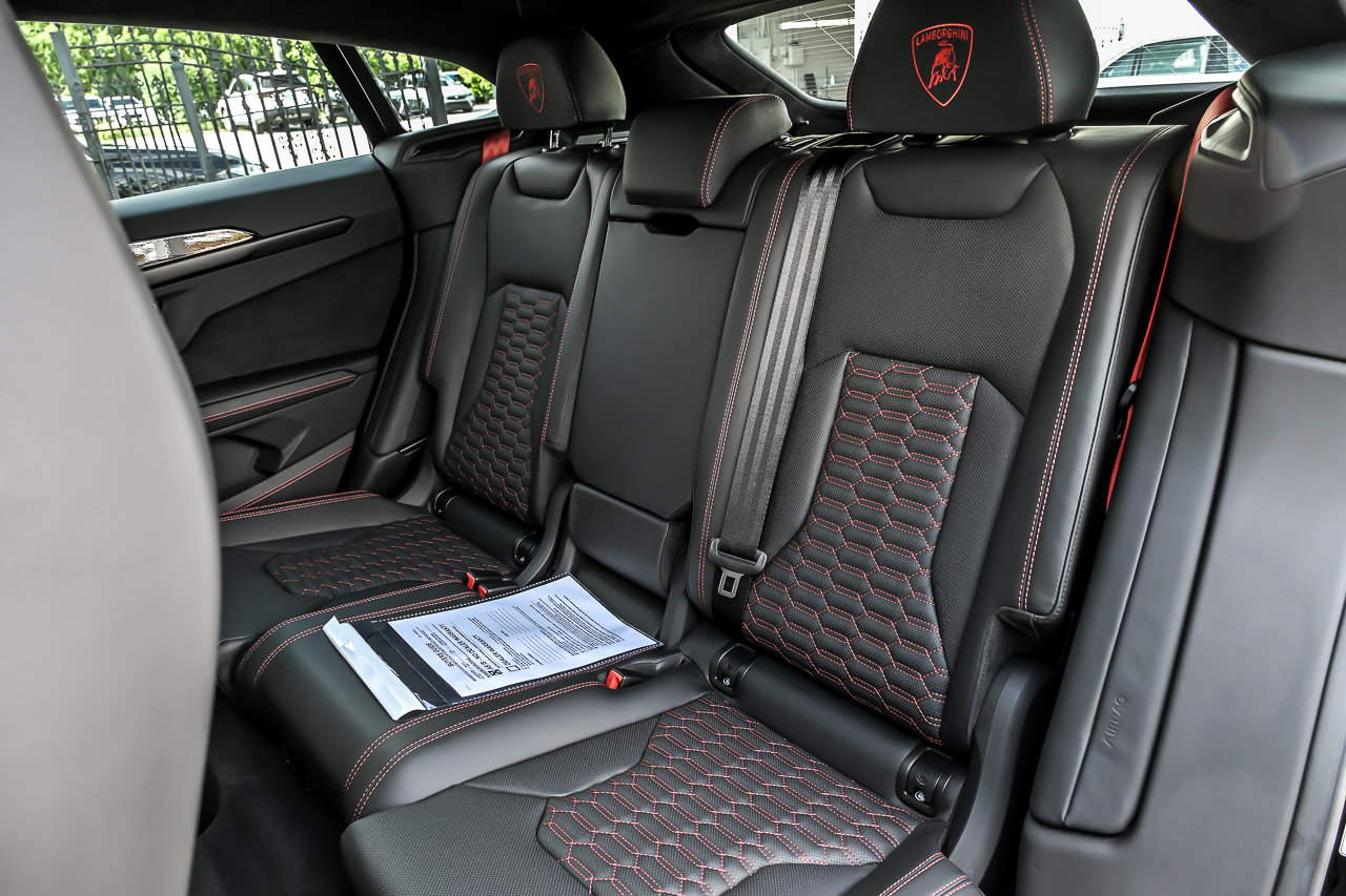 Used 2024 Lamborghini Urus S AWD/4WD image 20