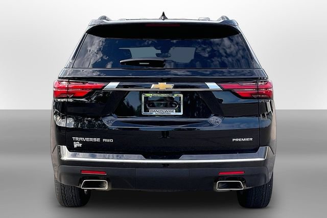 Used 2023 Chevrolet Traverse Premier AWD/4WD image 4