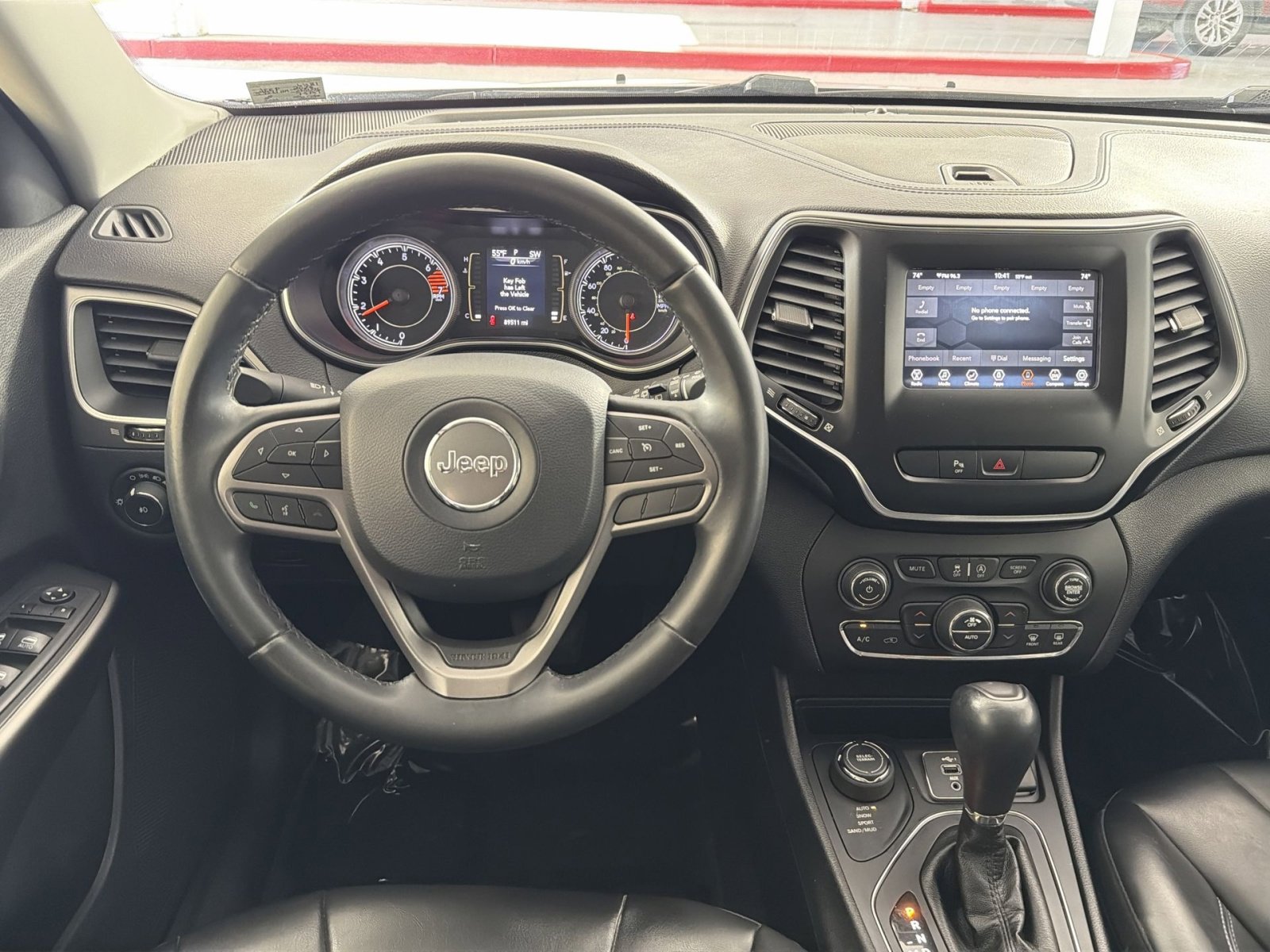 Used 2020 Jeep Cherokee Latitude Plus w/ Comfort/Convenience Group image 16