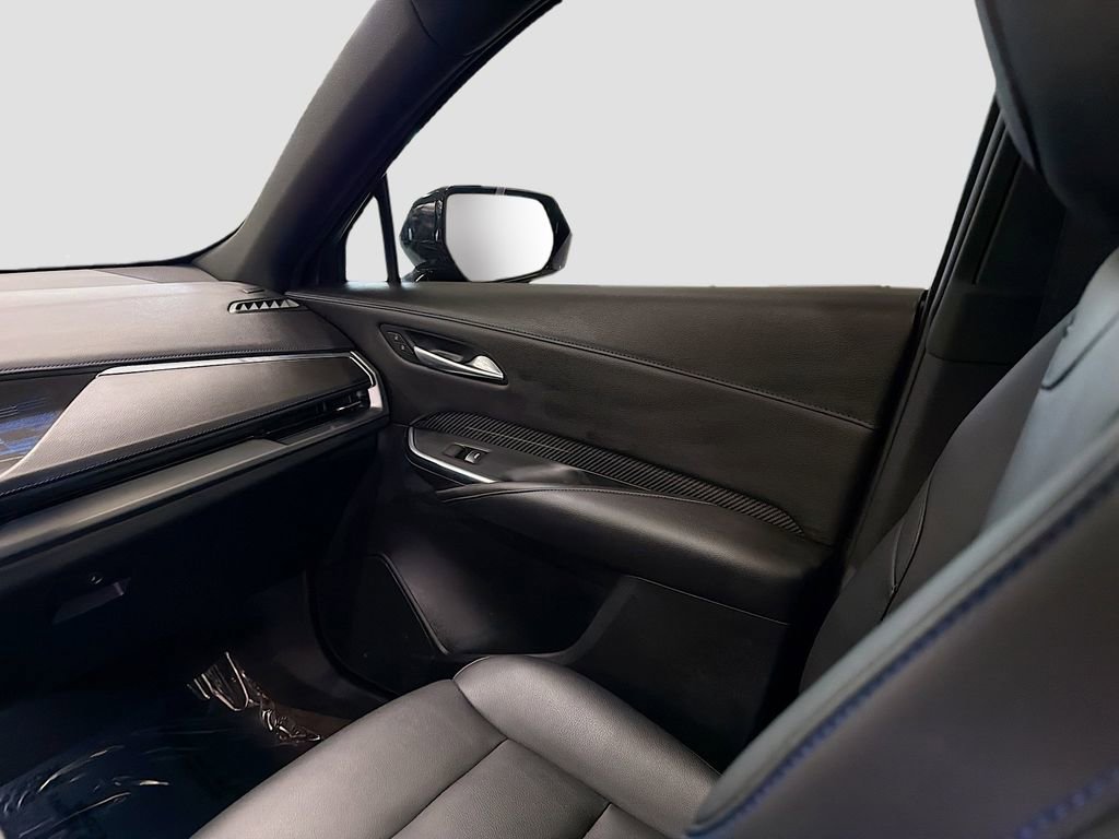 Certified 2024 Cadillac XT4 Sport image 23