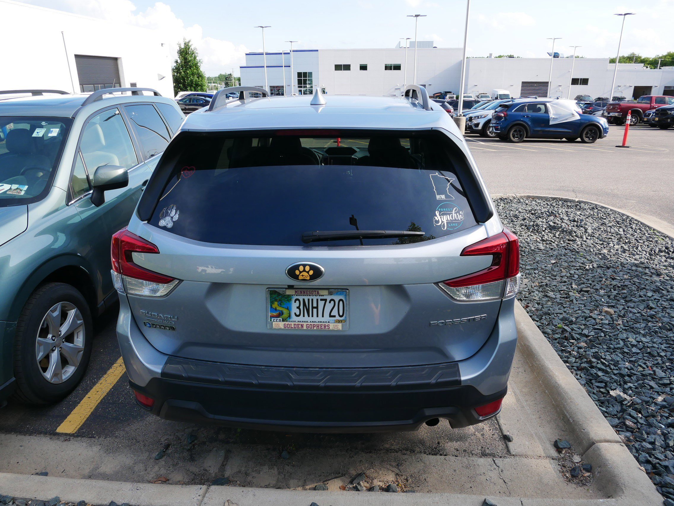 Used 2020 Subaru Forester Premium AWD/4WD image 4