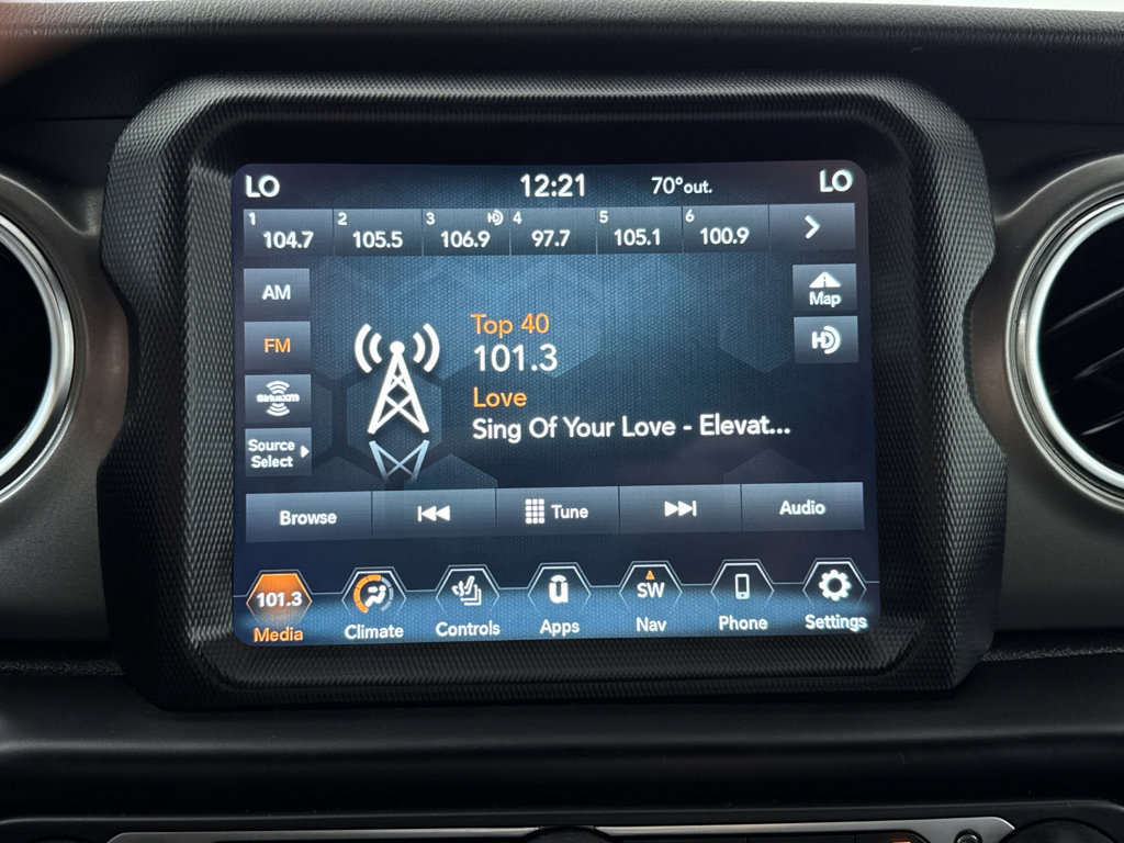 Used 2022 Jeep Gladiator Rubicon w/ LED Lighting Group image 14