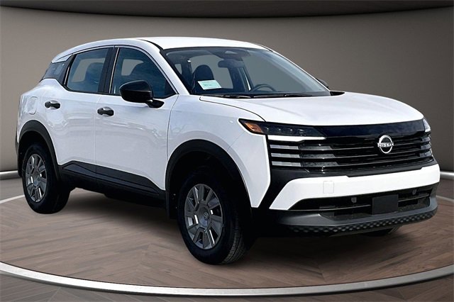 New 2026 Nissan Kicks S image 2