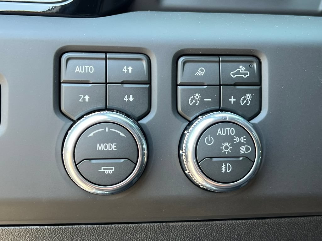 New 2026 GMC Sierra 2500 AT4 w/ AT4 Premium Plus Package AWD/4WD image 27