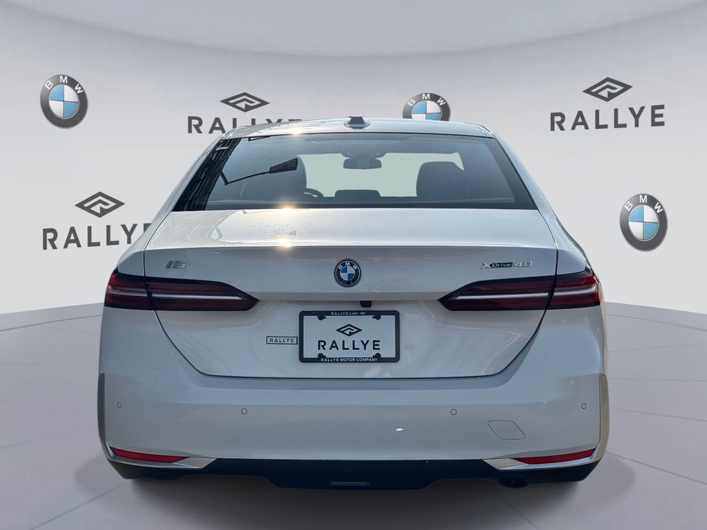 Certified 2025 BMW i5 xDrive40 w/ Premium Package image 5