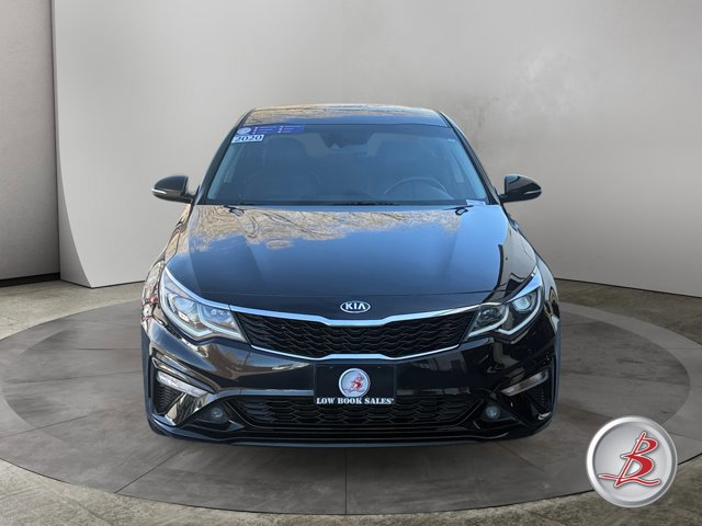 Used 2020 Kia Optima S image 2