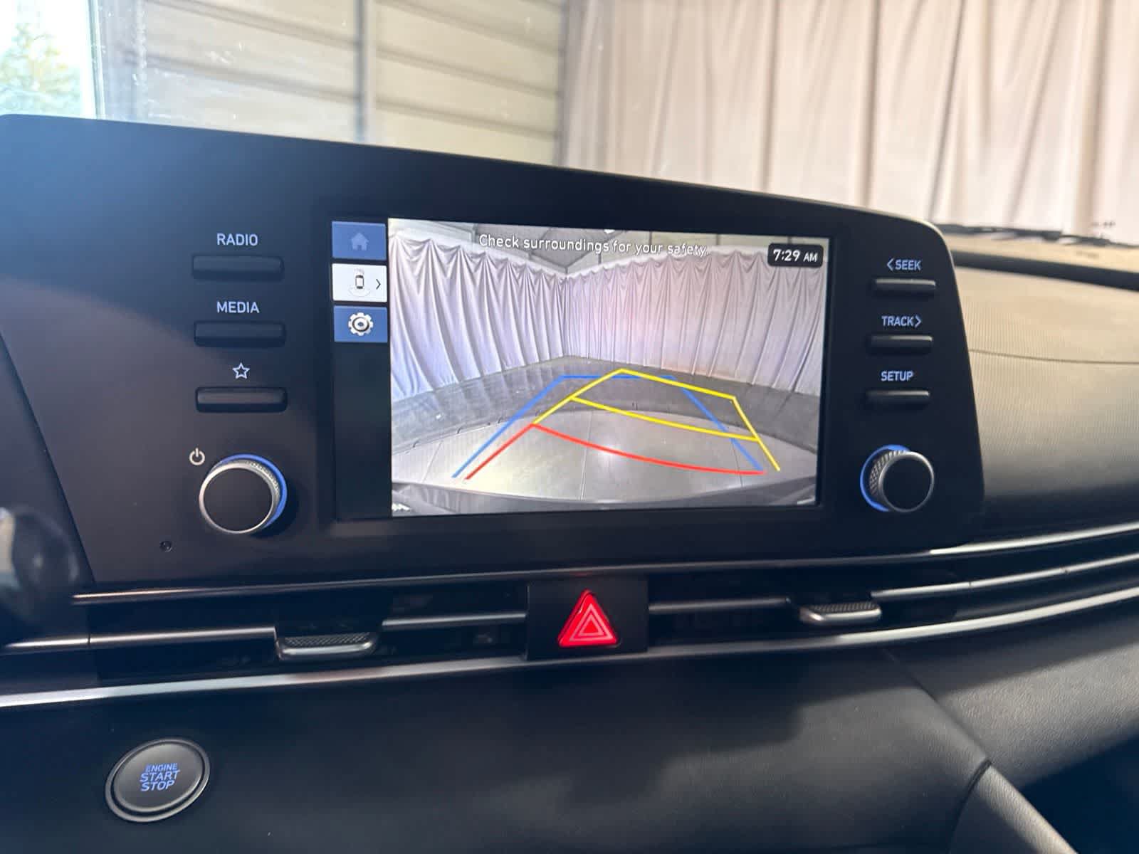 Used 2026 Hyundai Elantra Hybrid FWD image 29
