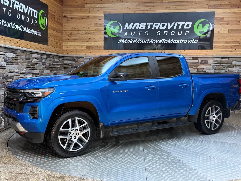 Used 2024 Chevrolet Colorado Z71 w/ Z71 Convenience Package 2 AWD/4WD image 13
