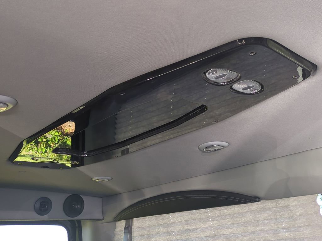 Used 2024 Mercedes-Benz Sprinter 144 Cargo image 29