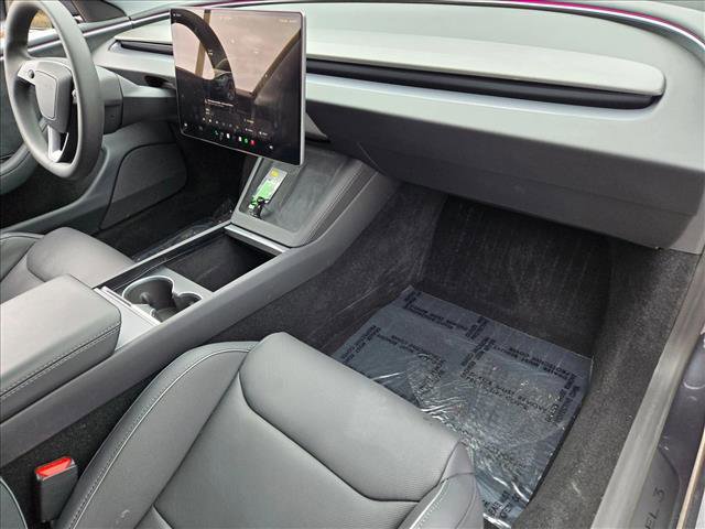 Used 2024 Tesla Model 3 Performance image 18