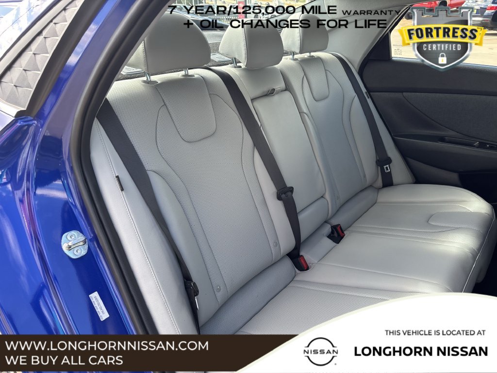 Used 2025 Hyundai Elantra Limited FWD image 27