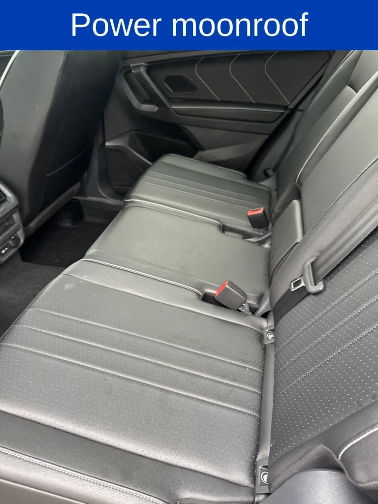 Used 2024 Volkswagen Tiguan SE R-Line AWD/4WD image 8