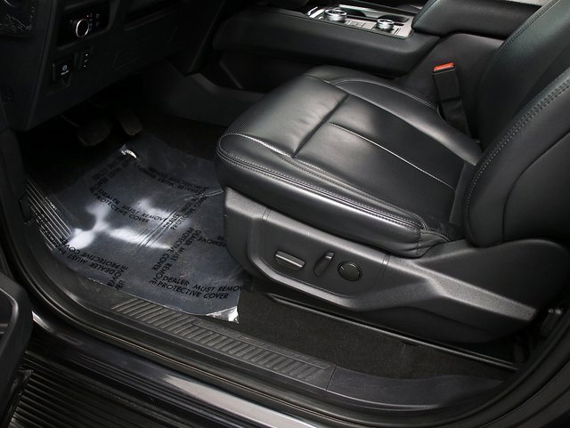 Used 2024 Ford Expedition Max XLT image 24