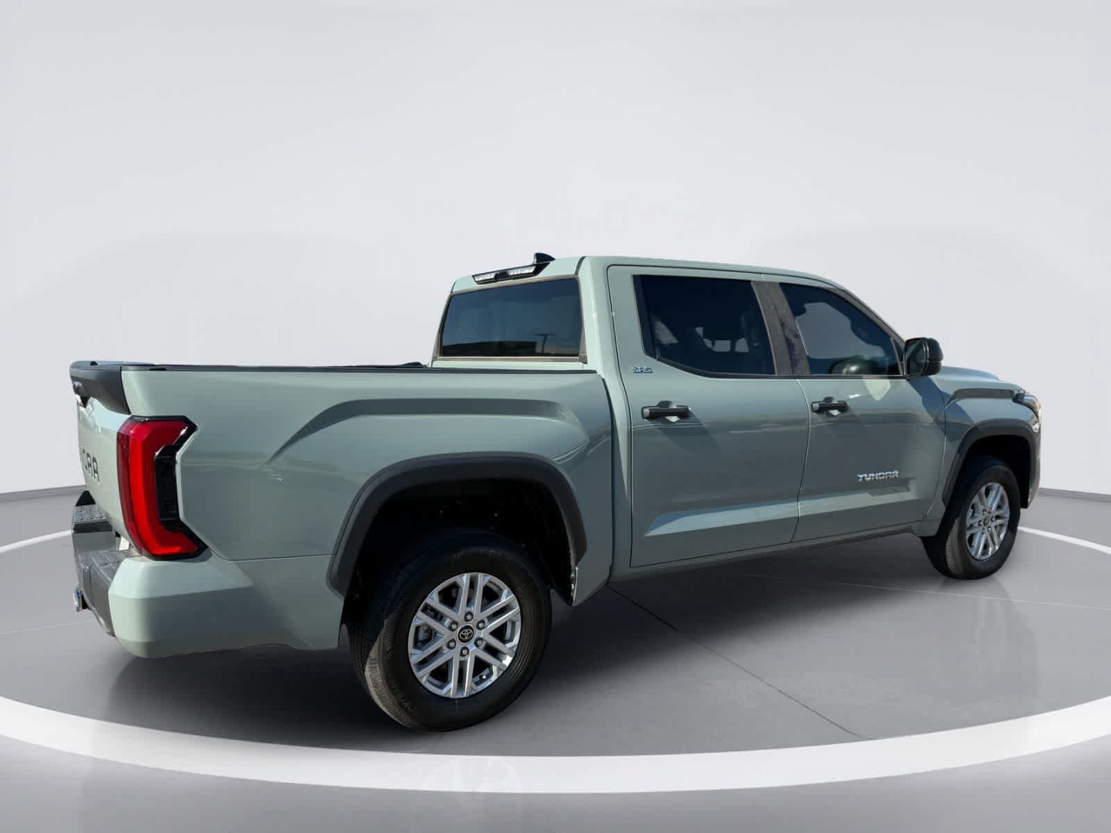 Used 2024 Toyota Tundra SR5 AWD/4WD image 5