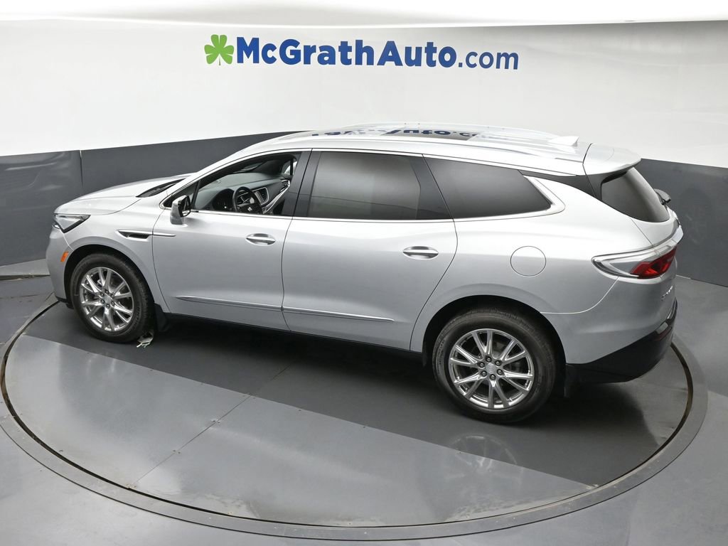Used 2022 Buick Enclave Premium w/ Experience Buick Package image 24