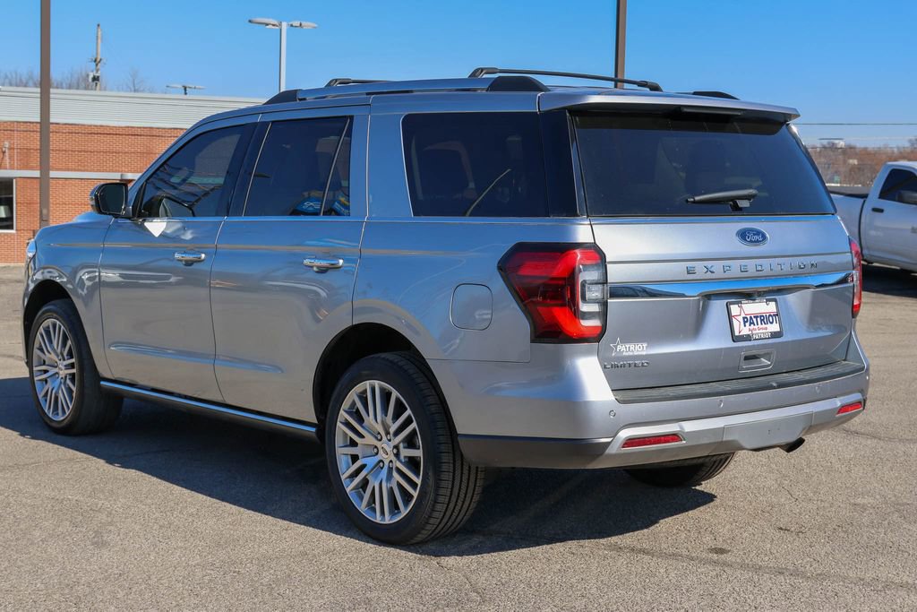 Used 2024 Ford Expedition Limited image 5