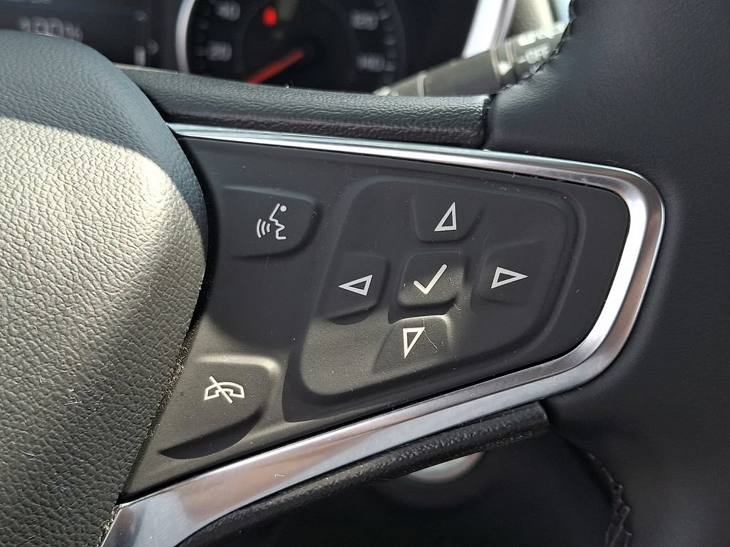 Used 2024 Chevrolet Equinox LT w/ LPO, Floor Liner Package AWD/4WD image 22