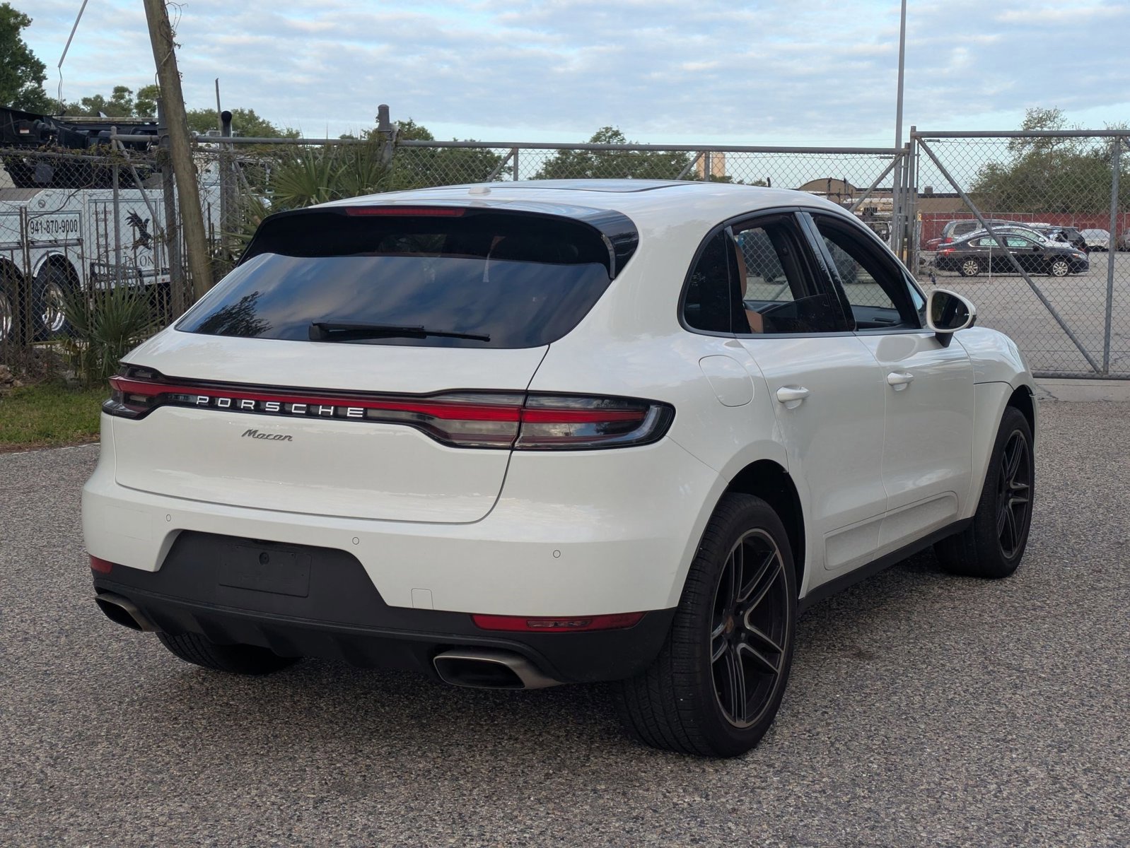 Used 2021 Porsche Macan image 4