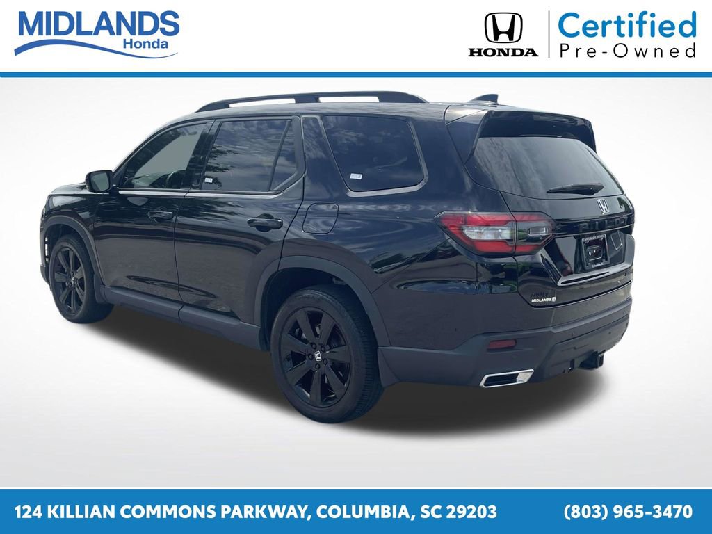 Used 2025 Honda Pilot Black Edition image 4