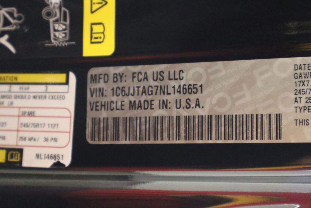 Used 2022 Jeep Gladiator Sport image 38