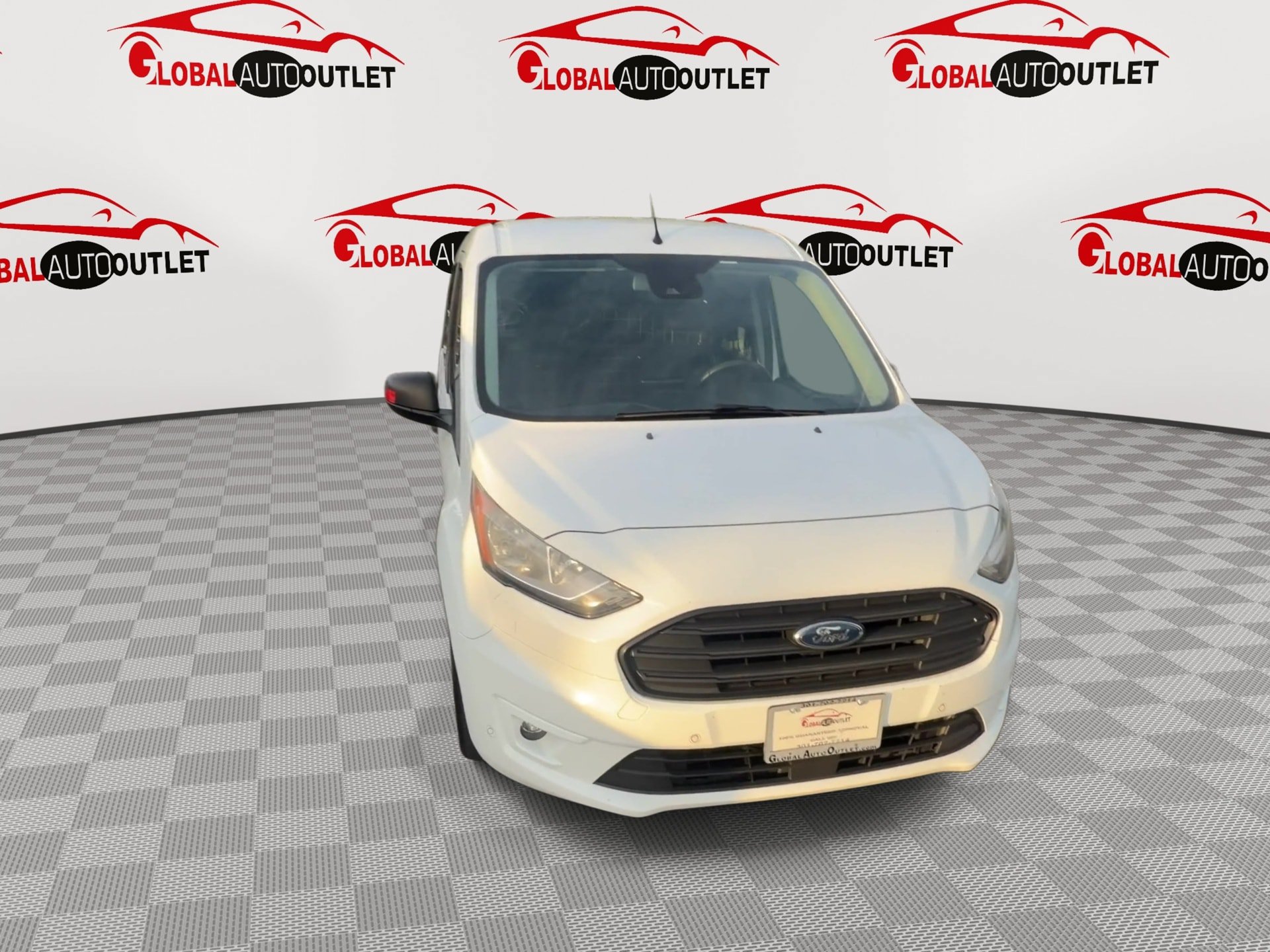 Used 2020 Ford Transit Connect XLT FWD image 3