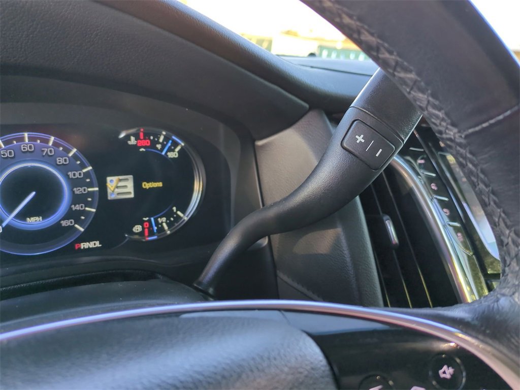 Used 2020 Cadillac Escalade ESV Premium Luxury image 15