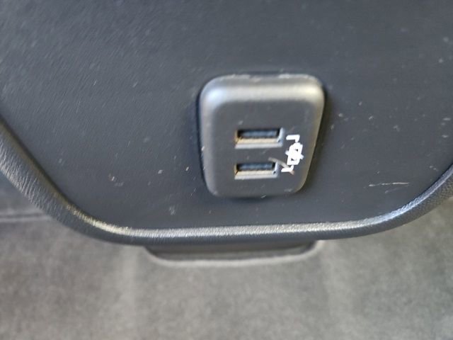 Used 2023 GMC Terrain SLE w/ Driver Convenience Package image 20