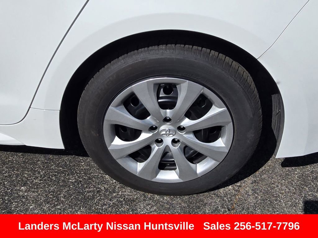 Used 2026 Toyota Corolla LE FWD image 12