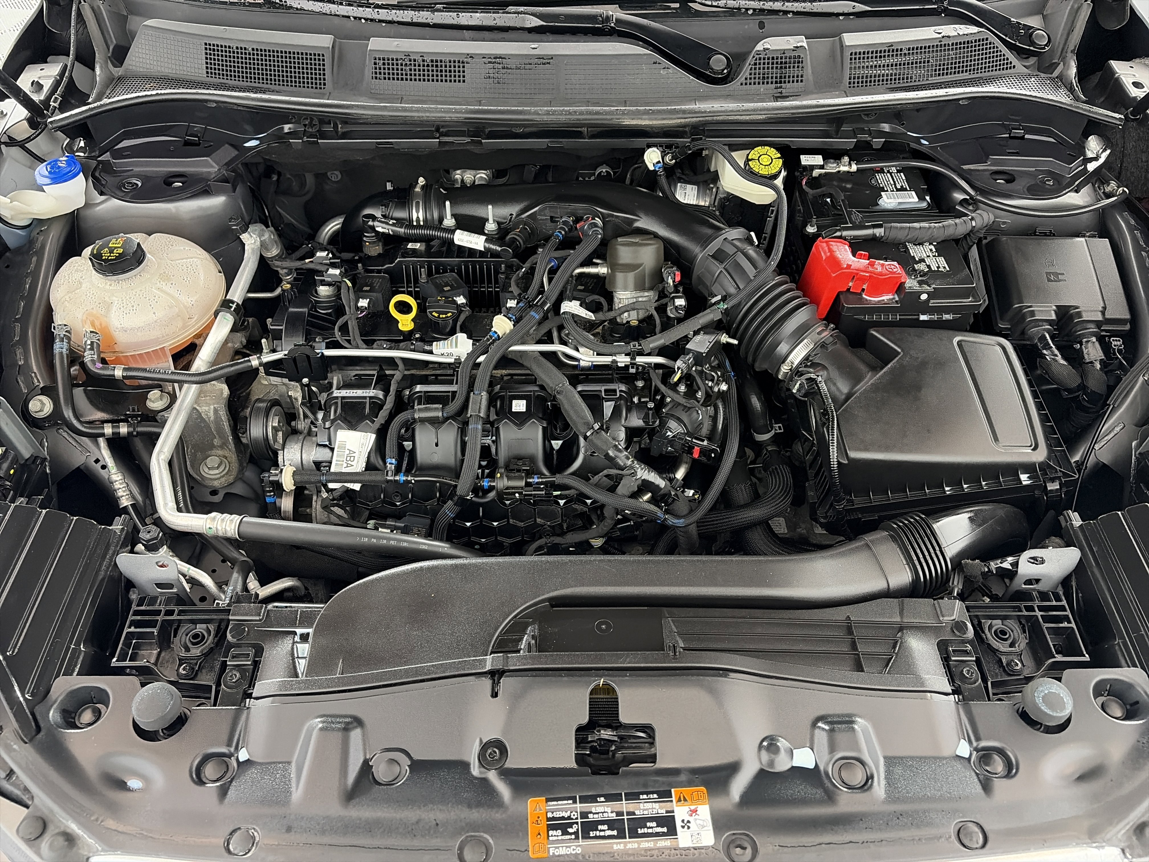 Used 2022 Lincoln Corsair Standard w/ Equipment Group 101A image 11