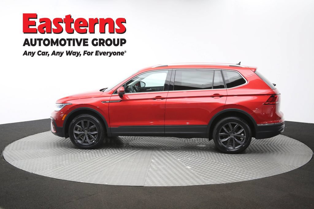 Used 2023 Volkswagen Tiguan SE AWD/4WD image 58