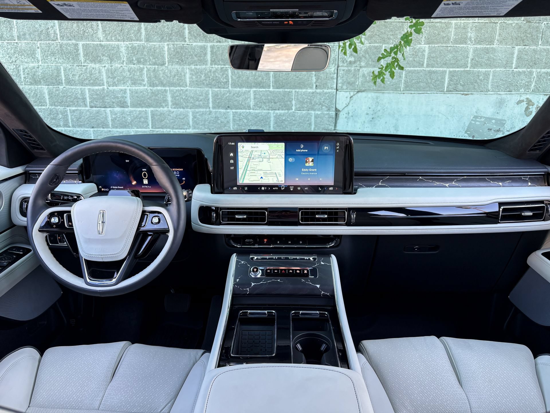 Used 2026 Lincoln Aviator Black Label w/ Dynamic Handling Package AWD/4WD image 32