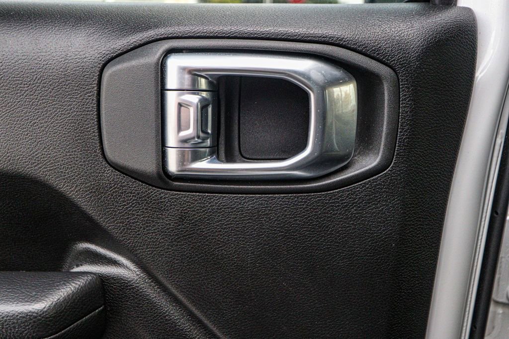 Used 2024 Jeep Wrangler Unlimited Rubicon image 47