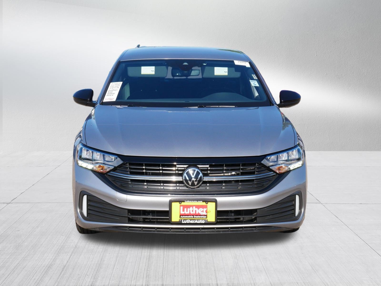 Used 2024 Volkswagen Jetta Sport FWD image 2
