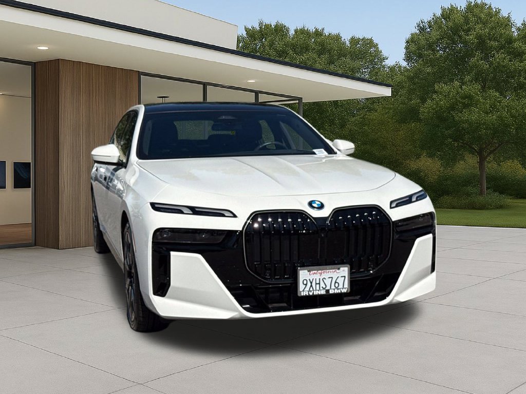 Used 2026 BMW 750e xDrive w/ Premium Package AWD/4WD image 6