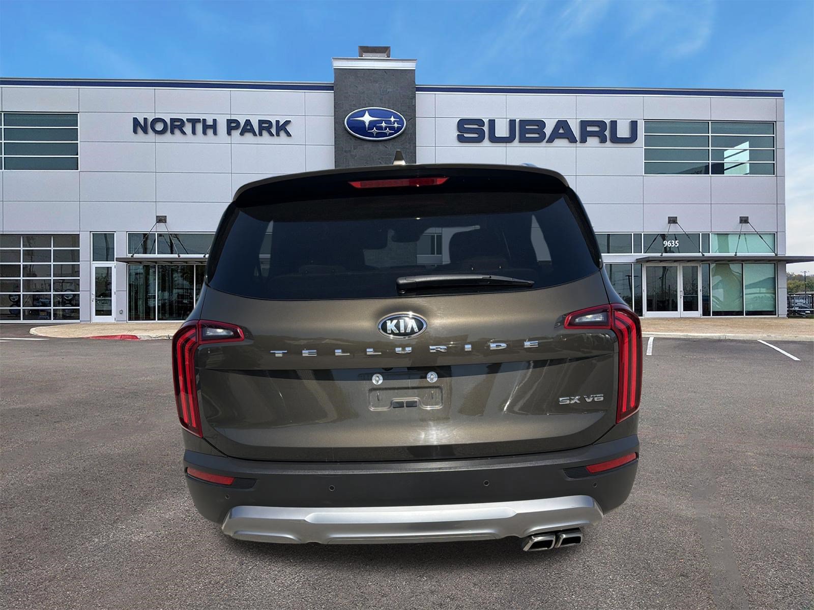 Used 2020 Kia Telluride SX FWD image 4