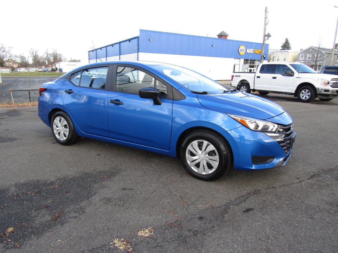 Used 2023 Nissan Versa S FWD image 35