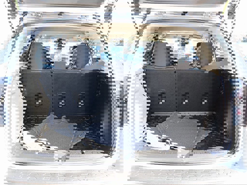 Used 2023 Subaru Crosstrek 2.0i Premium image 15