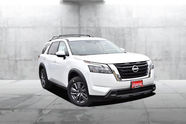 New 2025 Nissan Pathfinder SV image 2